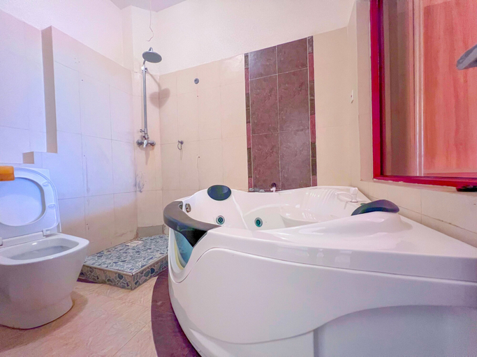 Bathroom 3, Shanzu Palm Beachfront Apartments, Kisauni