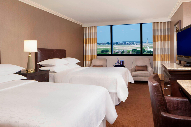 Bedroom 3, Sheraton DFW Airport Hotel, Irving