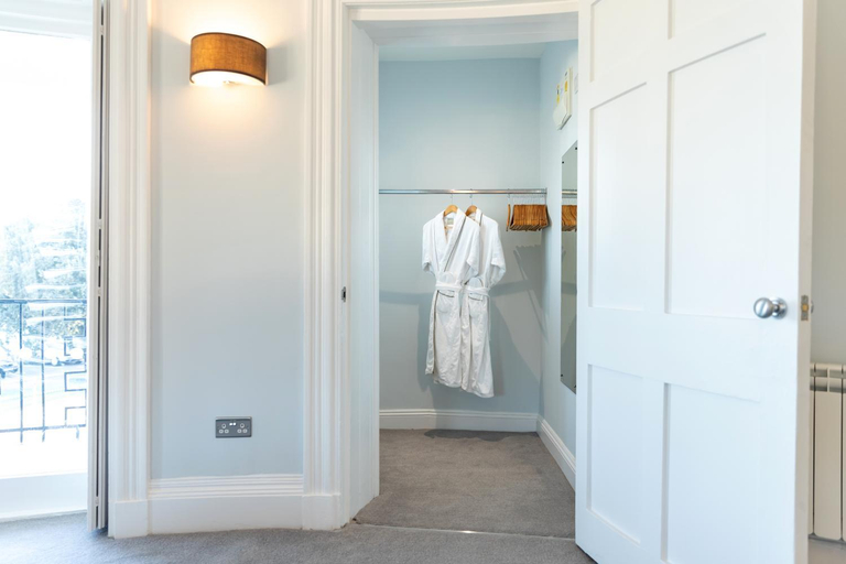 5, Sandhills Apartments, Mudeford, Dorset