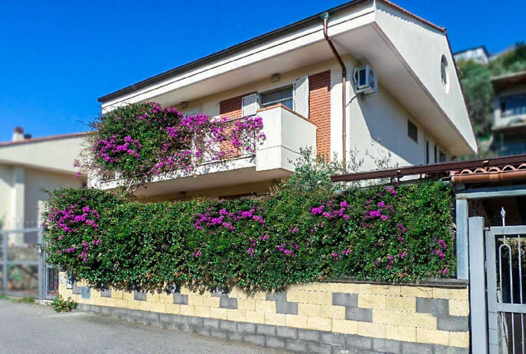 Exterior & Views 1, Dolce Casa n 41, Messina