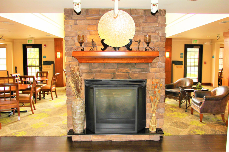 Food & Drinks 5, Staybridge Suites HOUSTON WILLOWBROOK, Houston