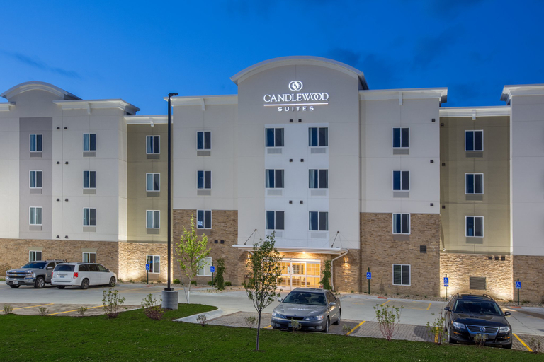 Exterior & Views 2, Candlewood Suites OMAHA - MILLARD AREA, Douglas