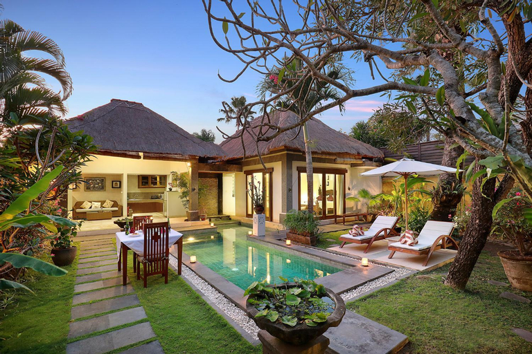 Swimming Pool 2