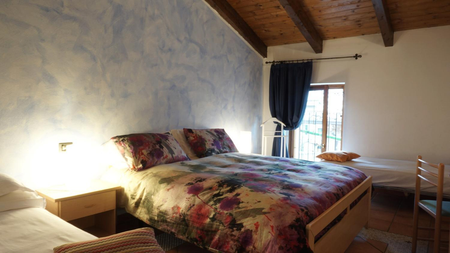 Bedroom 2, Le Camere Dell'Ancora, Mantua