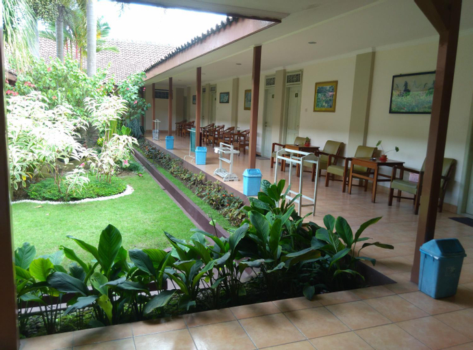 Others 5, Hotel Besar Purwokerto, Banyumas