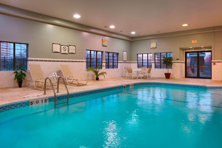 Sport & Beauty 5, Staybridge Suites PEORIA-DOWNTOWN, Peoria