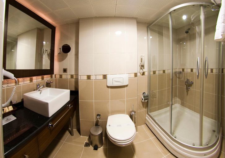 Bathroom 4, Marlight Boutique Hotel, Konak