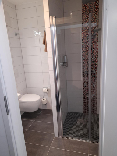Bathroom 4, Gastehaus Weinberge, Elbe-Elster