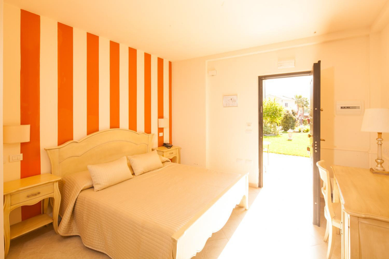Bedroom 3, Alcantara Resort, Charming & Relaxing Hotel , Adults Only 16 plus, Messina