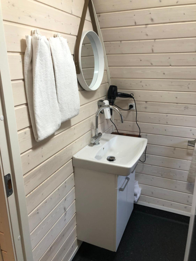 Bathroom 3, Hodde Kro, Varde