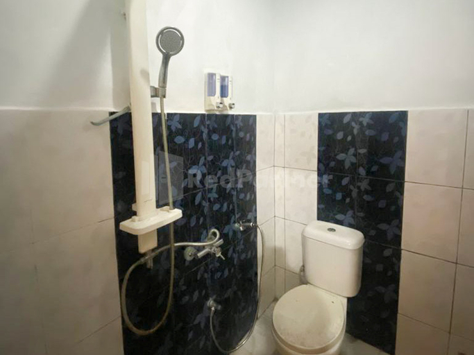 Bathroom 3, House Of Tuwuh Syariah 2 Lampung RedPartner, Bandar Lampung
