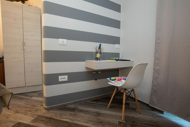 Others 3, AL 54 Accommodation, Ascoli Piceno