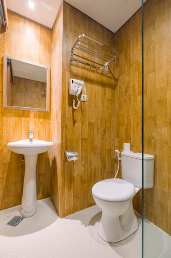 Bathroom 3
