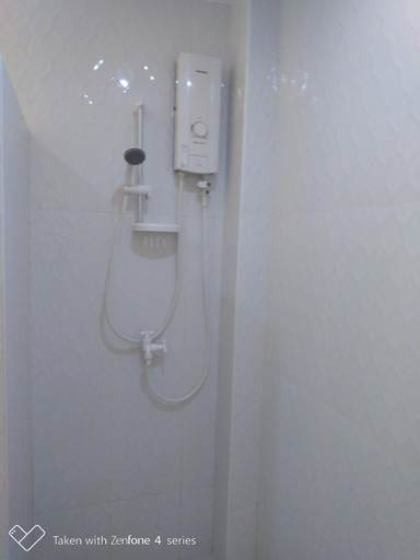 Bathroom 2, D & B Bluestar Beach Resort, Panglao