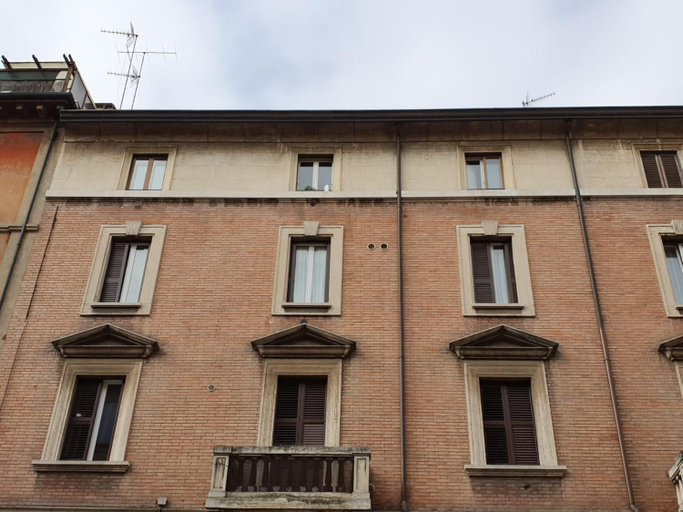 Others 4, Liluna, Bologna