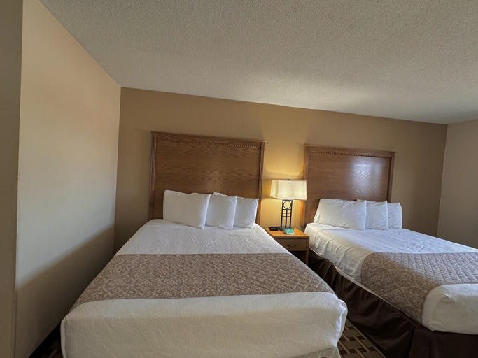 Bedroom 3, Wrangler Inn, Walworth