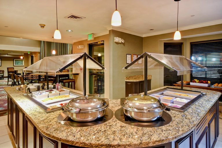 Food & Drinks 5, Staybridge Suites MIDDLETON/MADISON-WEST, Dane
