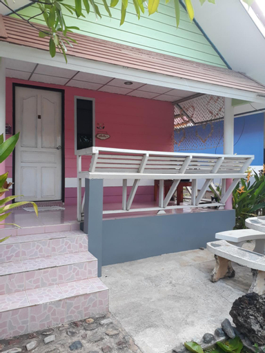 Poopreaw Koh Larn, Pattaya