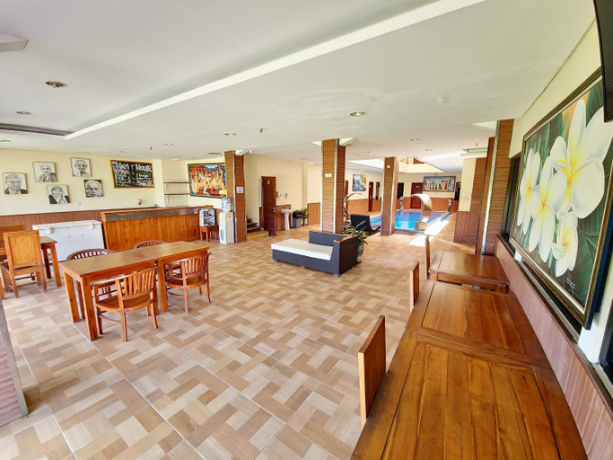 Food & Drinks 5, Caroline Guest House, Badung