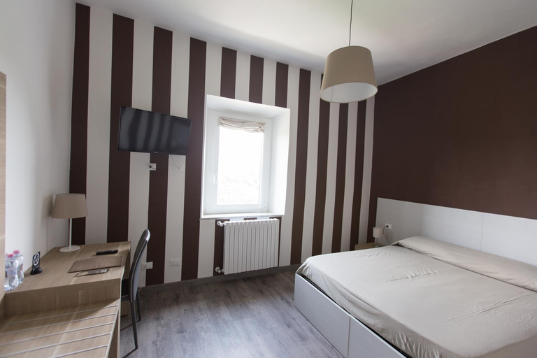 Others 3, 108 b&b, Viterbo