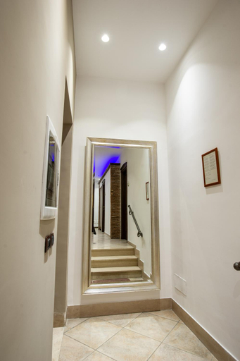 Others 4, Ohana Bed and Breakfast, Napoli