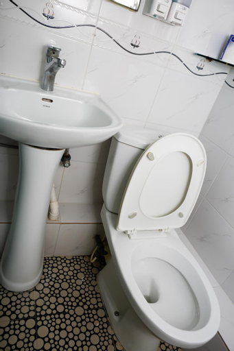 Bathroom 6
