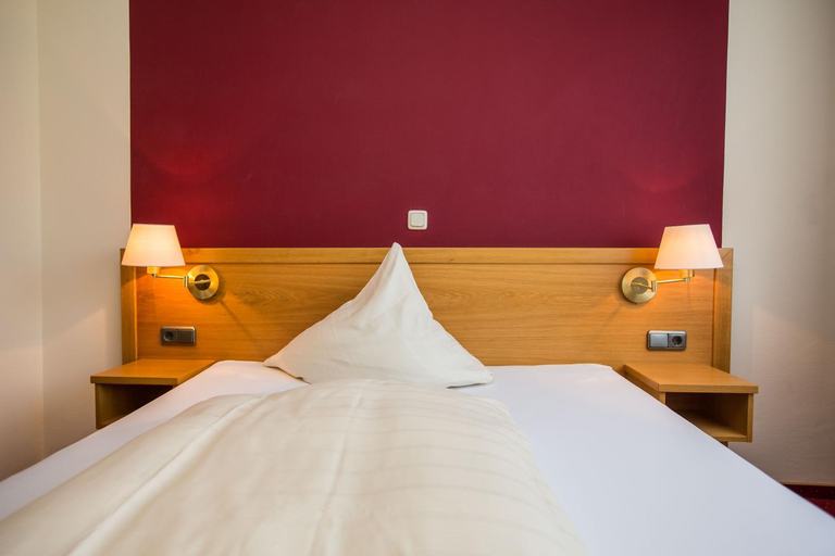 Bedroom 2, Hotel Merle, Cochem-Zell