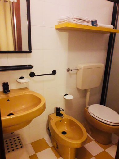 Bathroom, B&B Mo Va La, Bologna