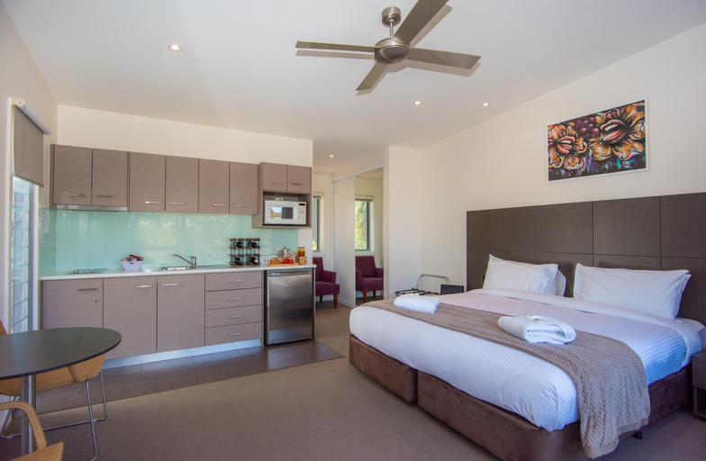 Bedroom 2, Longview Vineyard, Adelaide