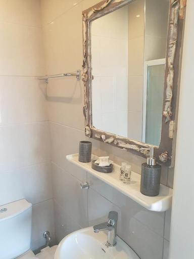 Bathroom 3, Aphrodite Art Hotel Aegina, Attica