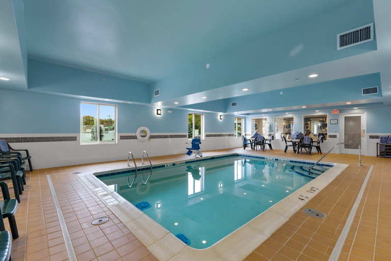 Sport & Beauty 4, Candlewood Suites ERIE, Erie