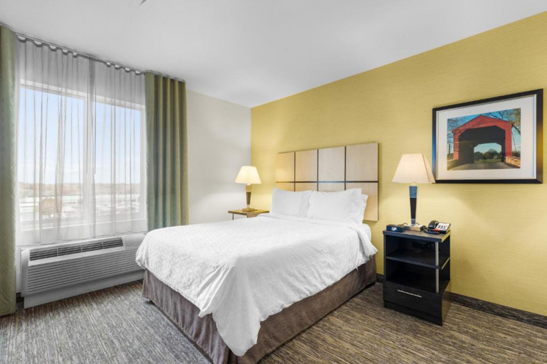 Bedroom 2, Candlewood Suites ERIE, Erie