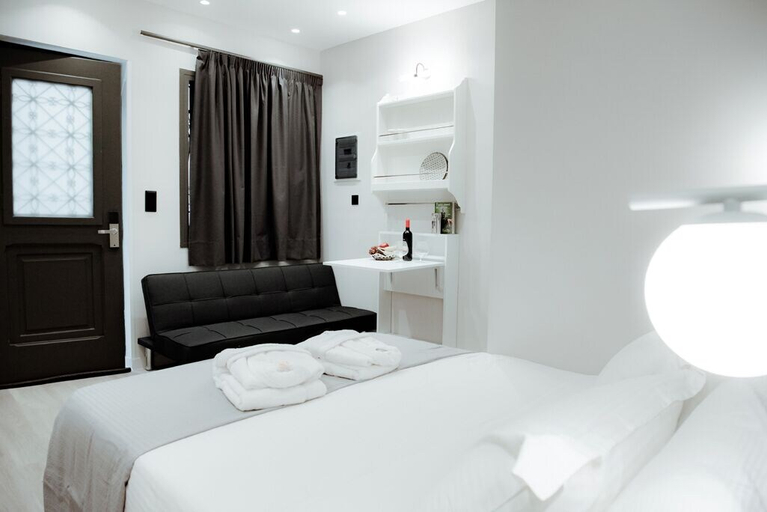 Bedroom 3, Athens Muses Suites, Attica