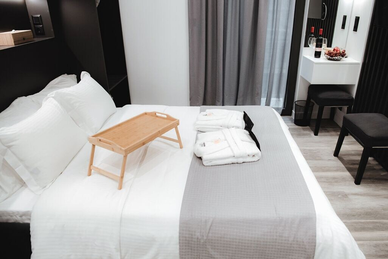 Bedroom 5, Athens Muses Suites, Attica