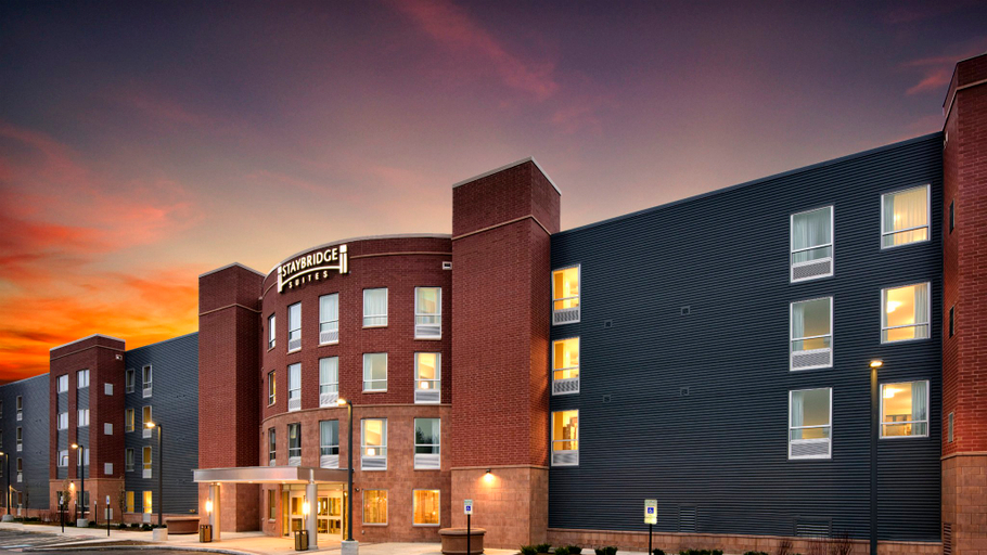 Exterior & Views 5, Staybridge Suites MARQUETTE, Marquette
