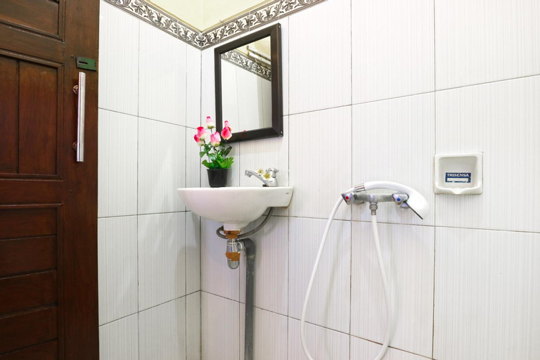 Bathroom 6