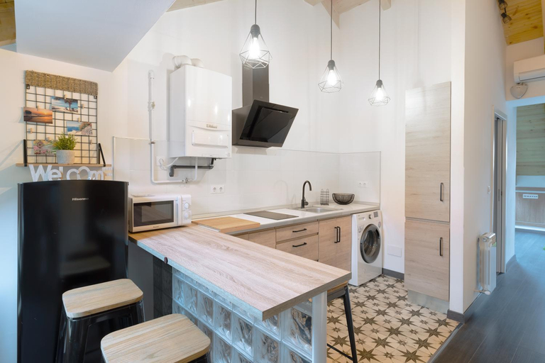 Facilities 3, Housingleon - Five Rooms, León