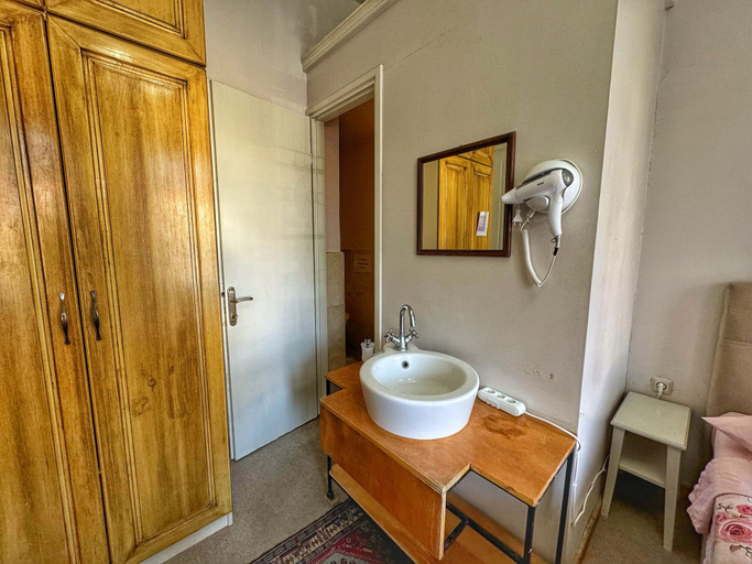 Bathroom 5, Eolya Konuk Evi, Ayvalık