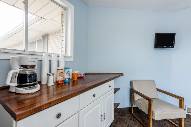 Others 5, Knights Inn - Pine Grove, PA, Schuylkill