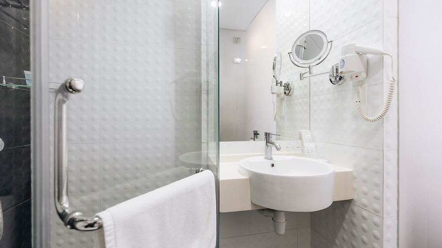 Bathroom 5