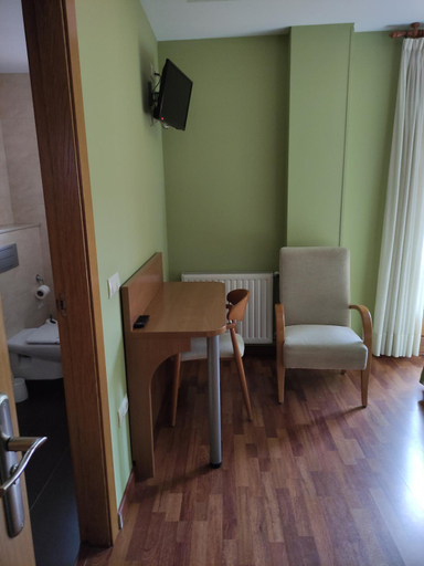 Others 5, Hotel Maruja Nozana, Asturias