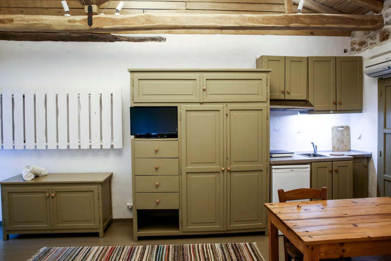 Others 5, Ghermaniko Guesthouse, Thessaly