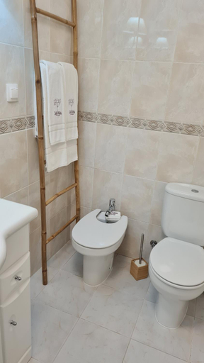 Bathroom 4, Herdade das Castas Nobres, Redondo