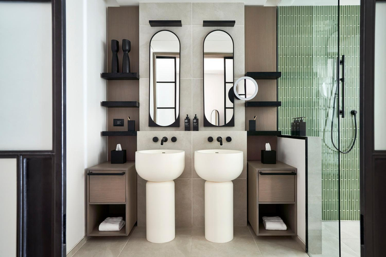 Bathroom 4, LUX* Grand Baie
