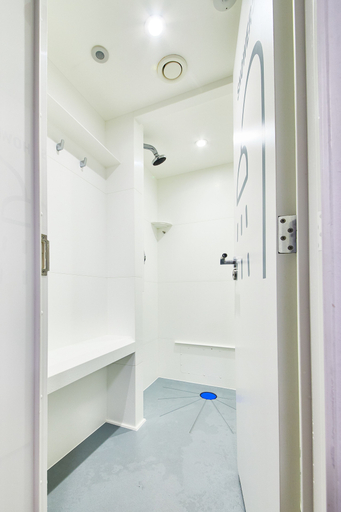 Bathroom 4, St Christopher's Village, London Bridge - Hostel, London