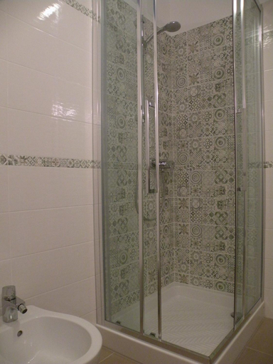 Bathroom 2, Tetto Nuovo B&B, Cuneo