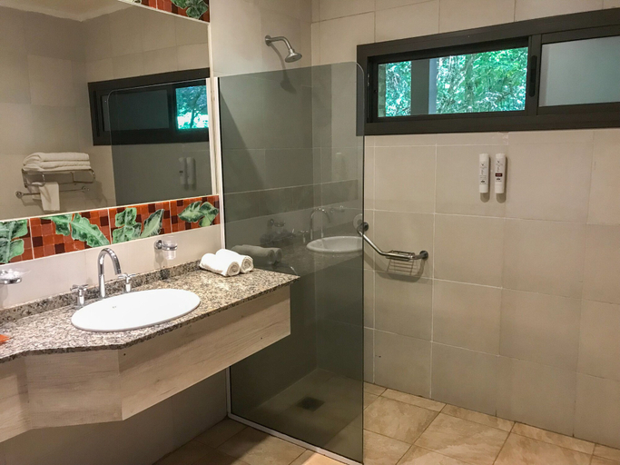 Bathroom 4, Village Cataratas, Iguazú