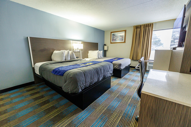 Bedroom 3, New Victorian Inn & Suites, Douglas