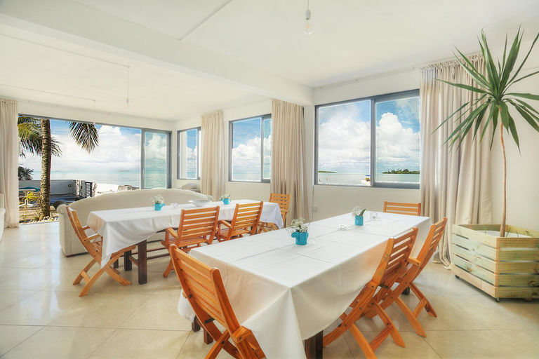 Food & Drinks, Auberge SeaFever