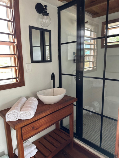 Bathroom 4, Belizima Eco Resort
